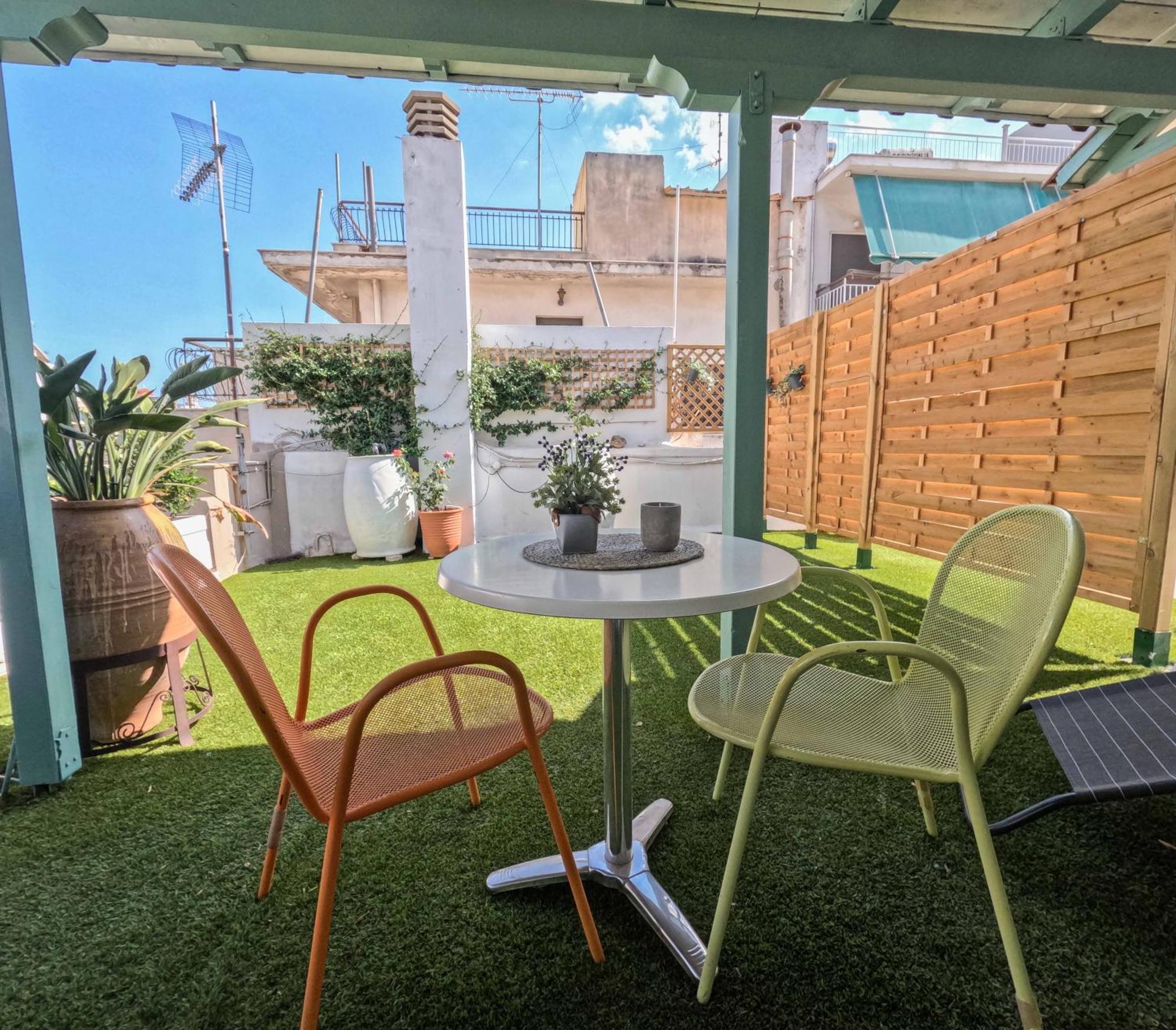 Geofan Penthouse I *